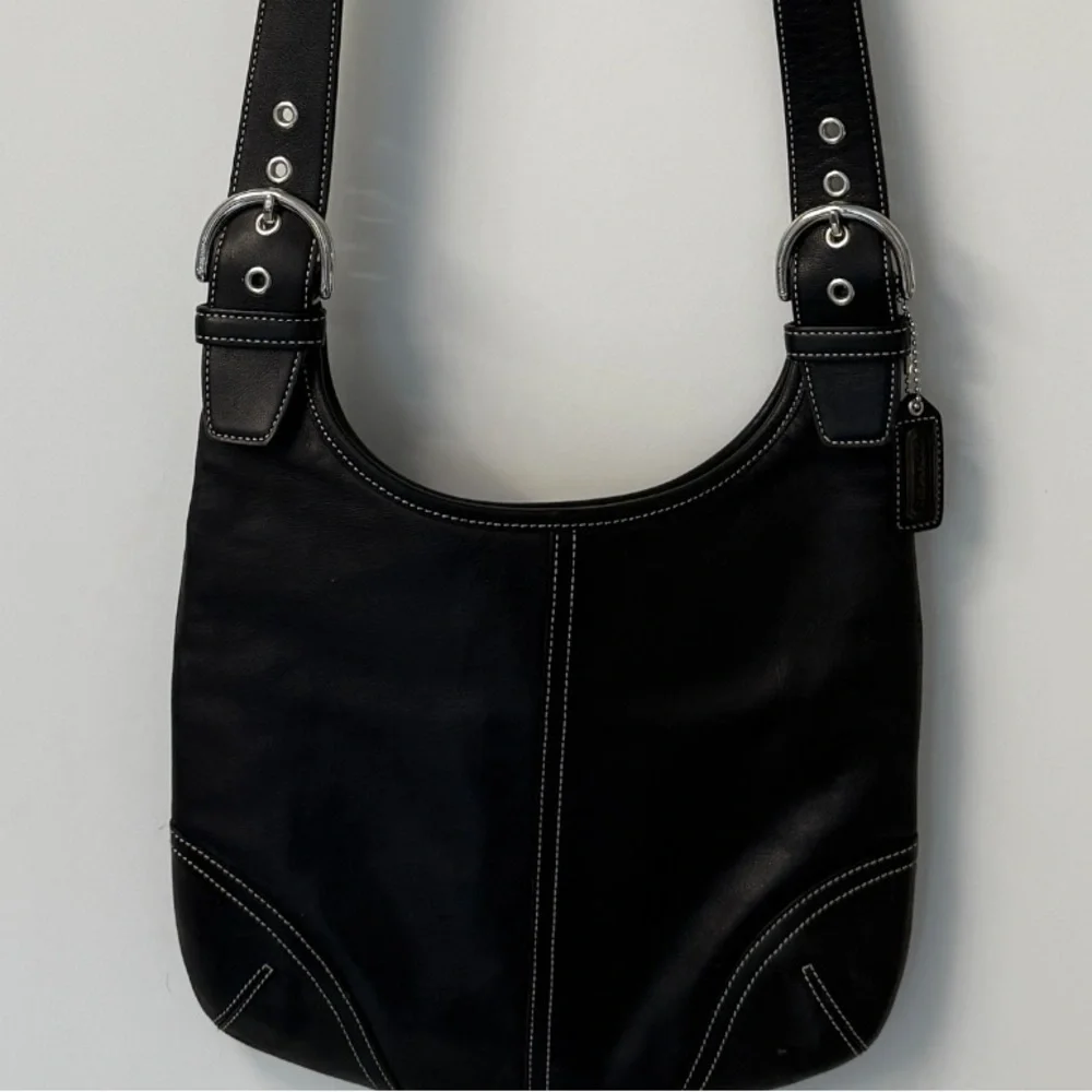 Coach Soho Slim Hippie Crossbody 9549 Black Leather Vintage Y2K Timeless Style